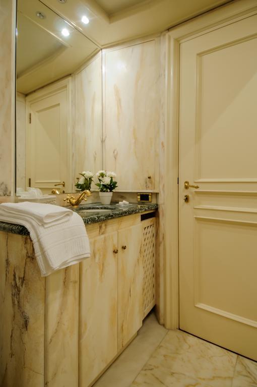 Made In Rome Luxury Affittacamere Екстериор снимка