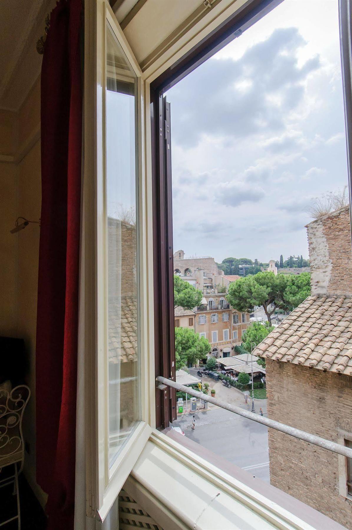 Made In Rome Luxury Affittacamere Екстериор снимка